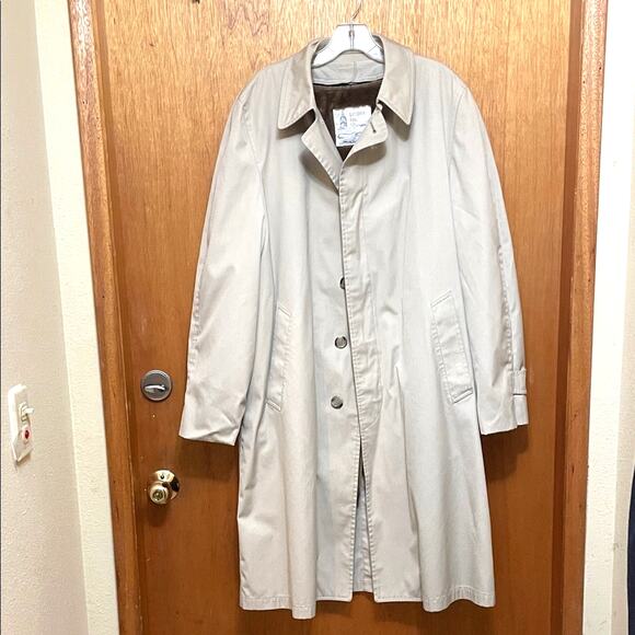 London Fog Classic Tan Trench Coat with Faux Fur Detachable Lining. 42 - Picture 2 of 5